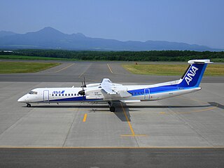 ANA DHC-8 Dash 8 Q400