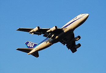 ANA Boeing 747-400