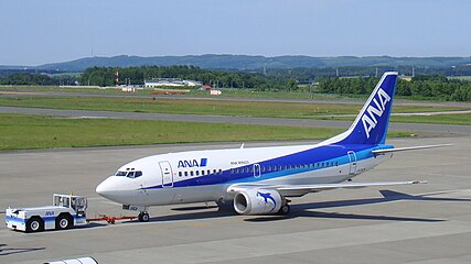 ANA Boeing 737-500